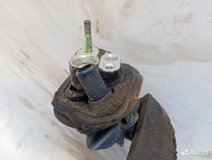 Радиатор кондиционера Mitsubishi Space Runner