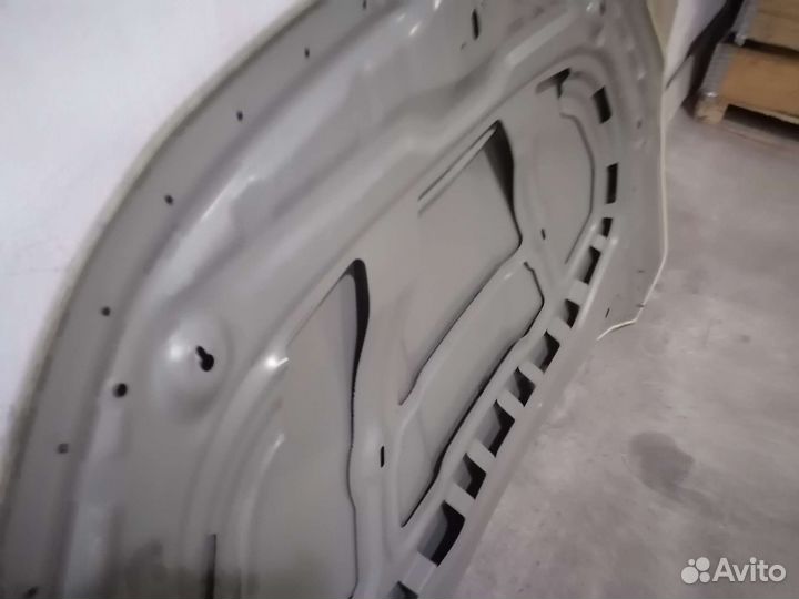 Капот Skoda Karoq