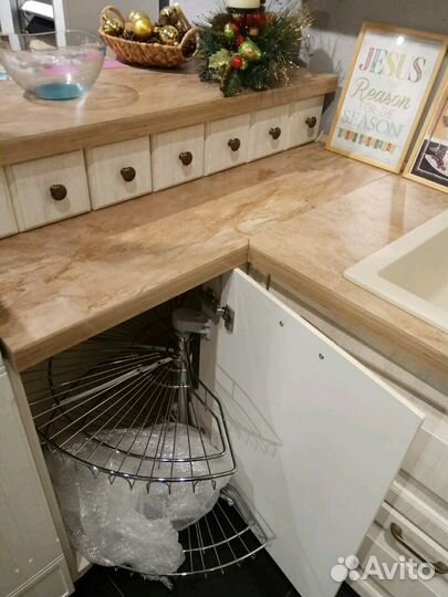 Кухонный гарнитур 