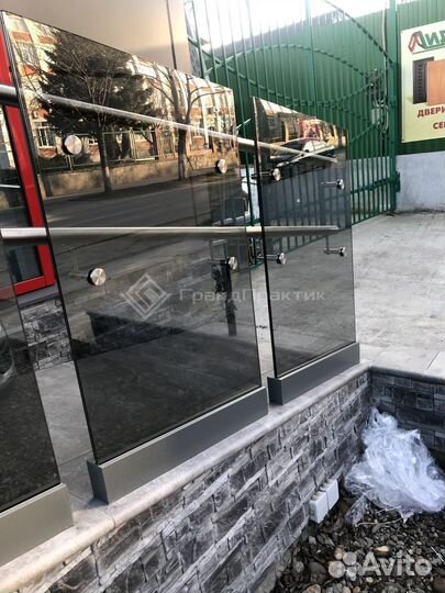 Стеклянные ограждения