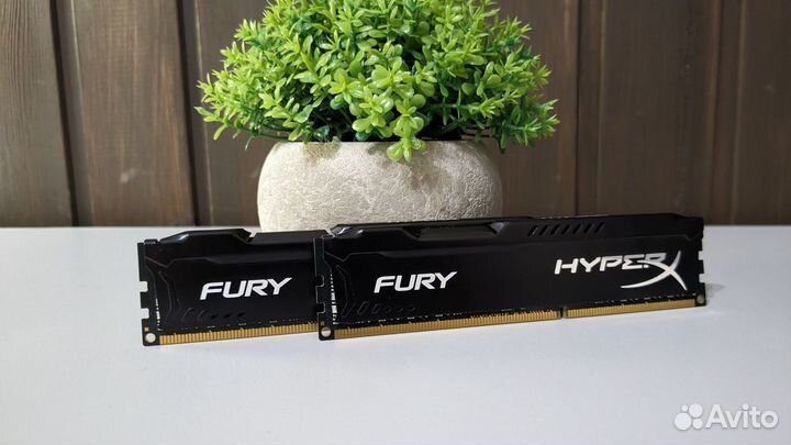DDR3 16 Гб Kingston Fury / Оперативная память