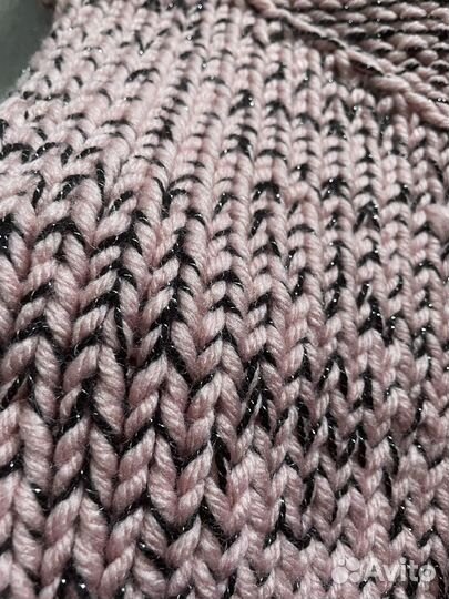 Жилет вязаный