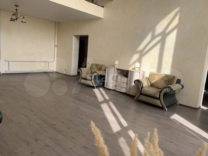 Дом 350 м² на участке 5,9 сот.