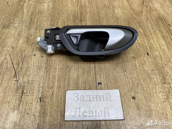 Ручка двери задняя левая внутренняя Honda Civic 4D