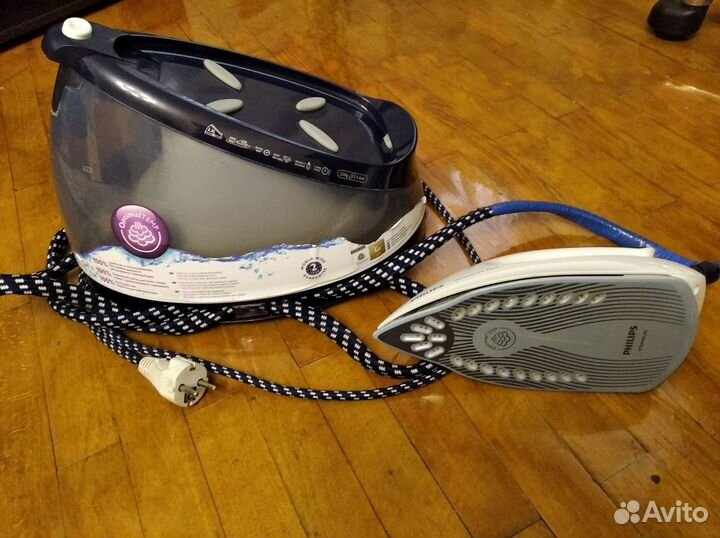 Утюг с парогенератором Philips