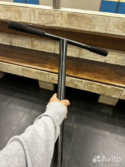 Титановый руль спутник