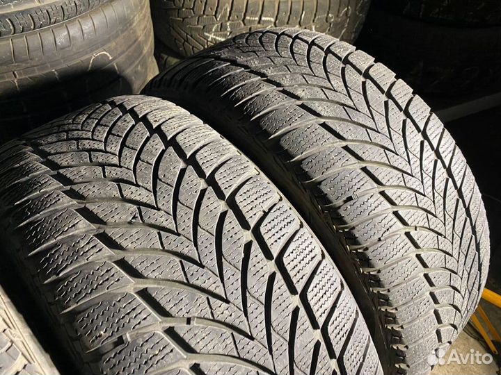 Goodyear UltraGrip Ice 2 235/45 R18 98T