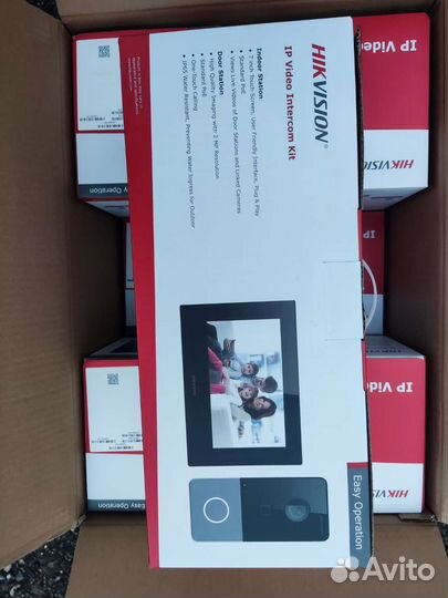 Цифровой видеодомофон Hikvision DS-KIS605-P(C)