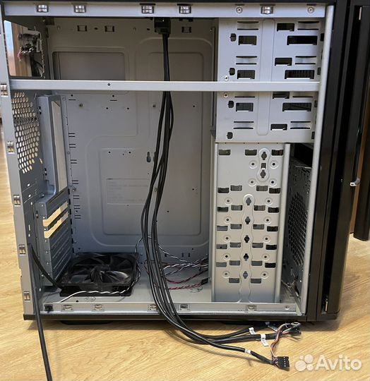 Корпус thermaltake soprano