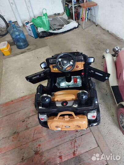 Детский электромобиль бу