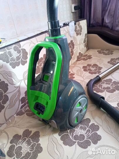 Пылесос Vitek