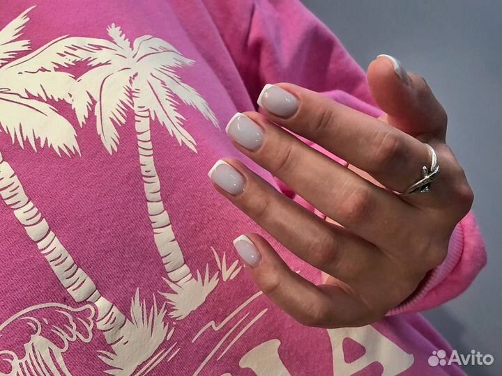 Маникюр, педикюр, покрытие гель лаком