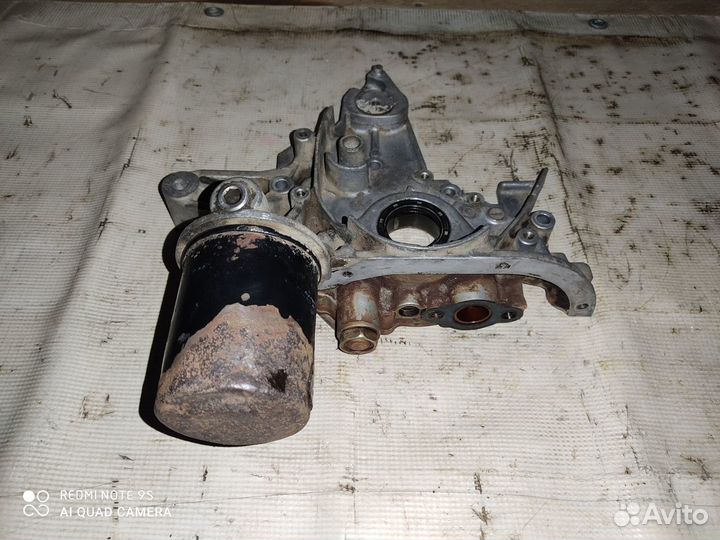 Насос масляный Митсубиси Каризма