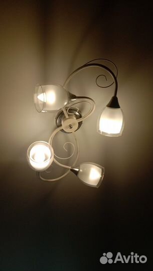 Светильник потолочный