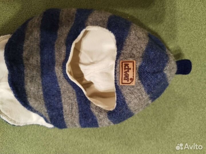Зимний шлем-шапка Kivat размер 0. Примерно на 1 г