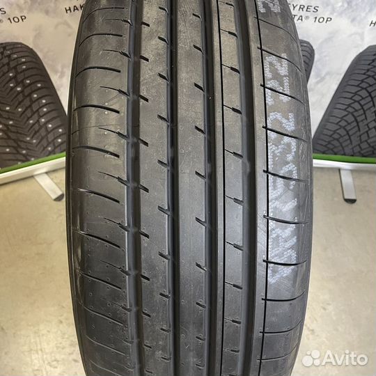 Yokohama BluEarth-XT AE61 235/60 R18 103W