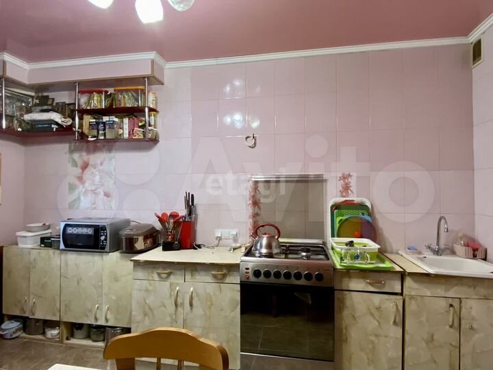 3-к. квартира, 83 м², 1/10 эт.