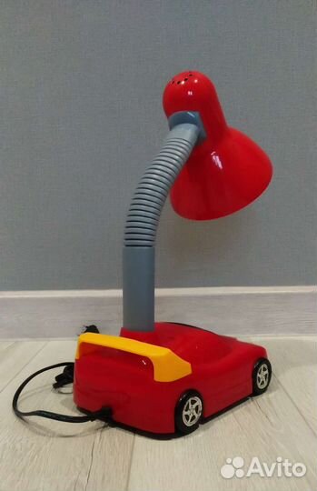 Лампа настольная