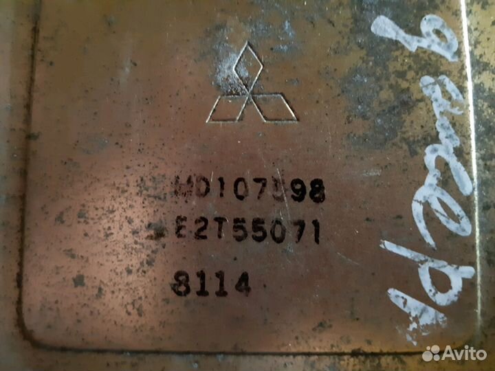 Блок управления двигателем Митцубиси Паджеро 2.6