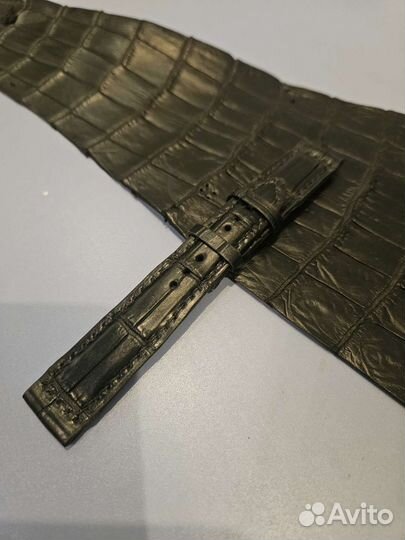 Ремешок для часов из натурального крокодила