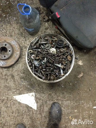 Автомобильные болты,гайки