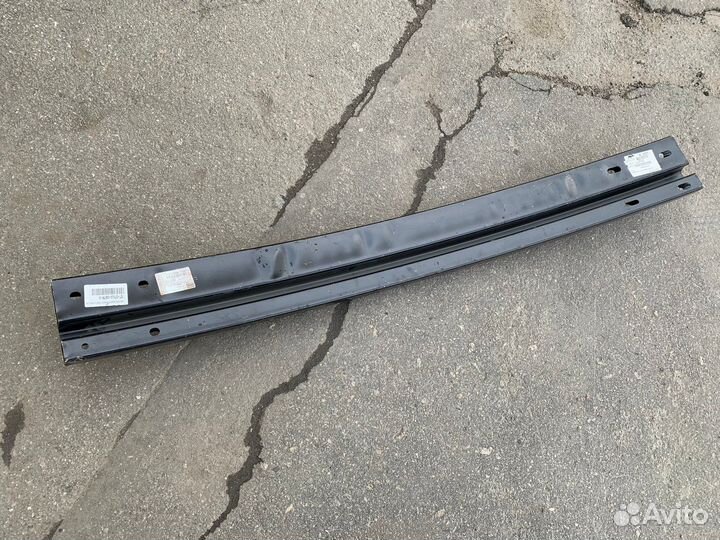 Усилитель заднего бампера X-trail T32