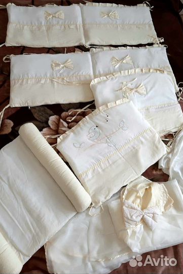 Комплект в детскую кроватку бортики