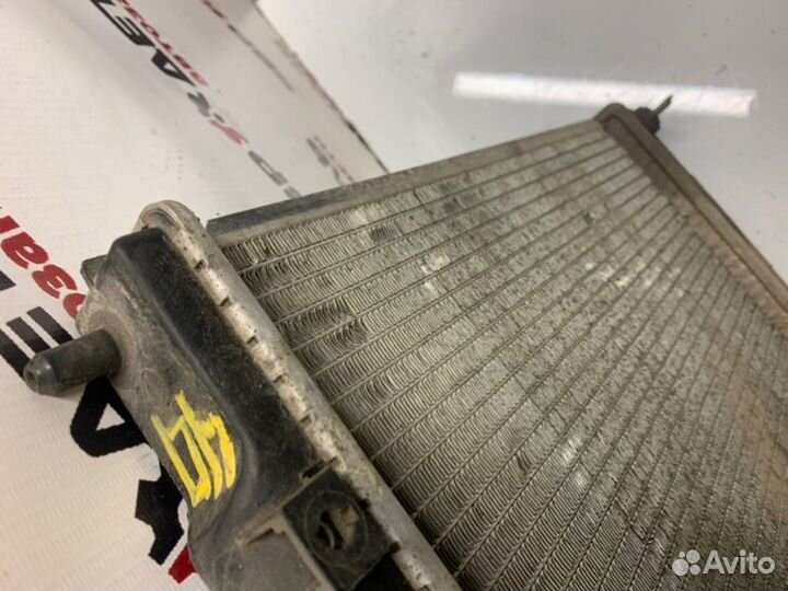 Радиатор охлаждения двигателя Mitsubishi Lancer 9