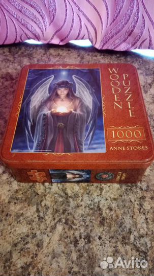 Пазлы 1000 деталей, металлическая коробка