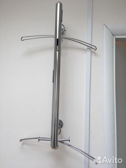 Вешалка навесная