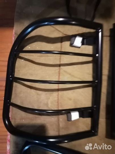 Защита-накладки на стоп-сигнал toyota lend cruiser