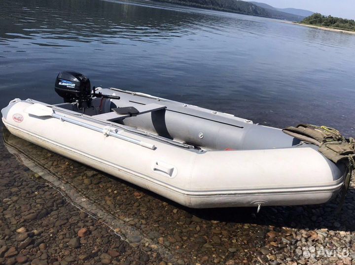 Лодка badger 370