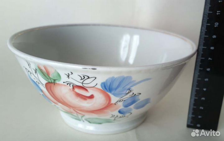 Тарелки большие глубокие суповые