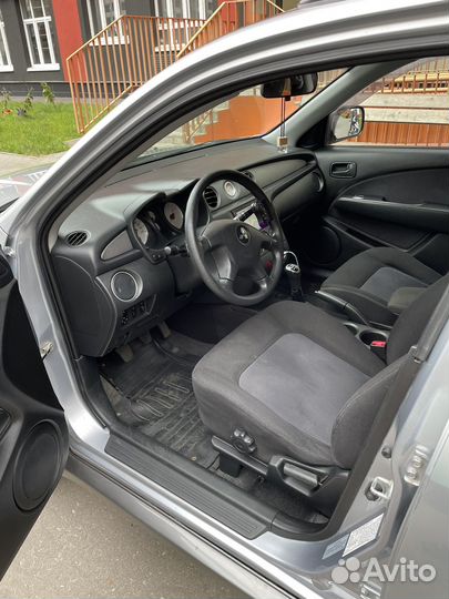 Mitsubishi Outlander 2.0 МТ, 2008, 180 000 км