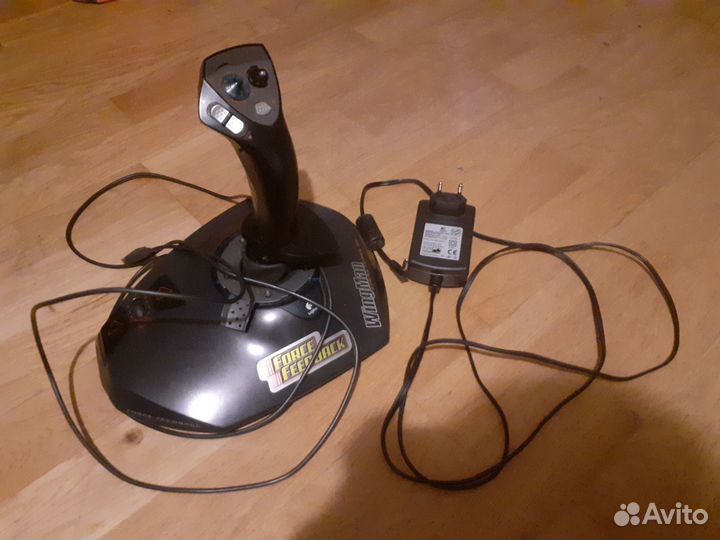 Джойстик Logitech WingMan Strike Force 3D