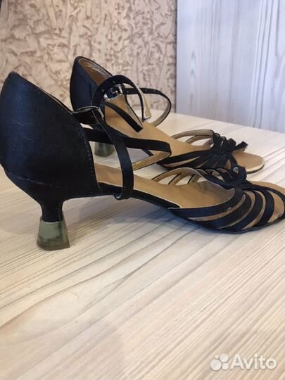 Босоножки для бальных танцев