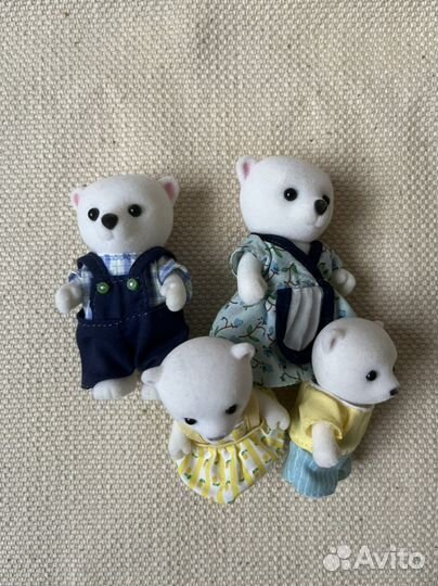Sylvanian Families семья белых медведей раритет