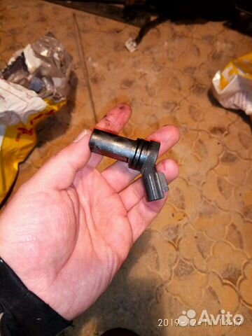 Датчик распредвала на Ниссан Альмера классик