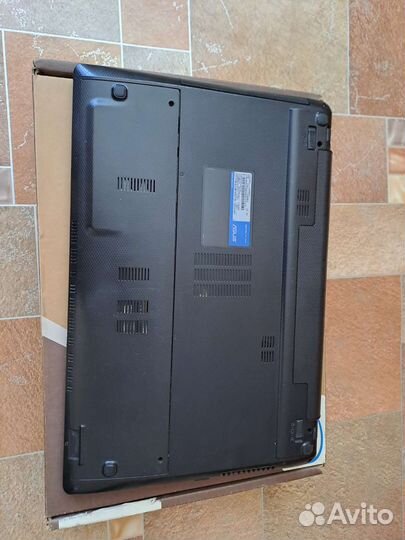 Ноутбук Asus x55a