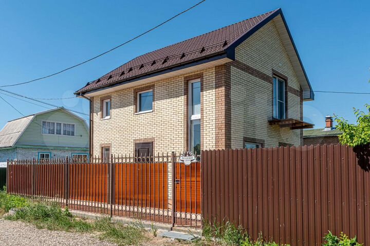 Коттедж 95 м² на участке 5 сот.