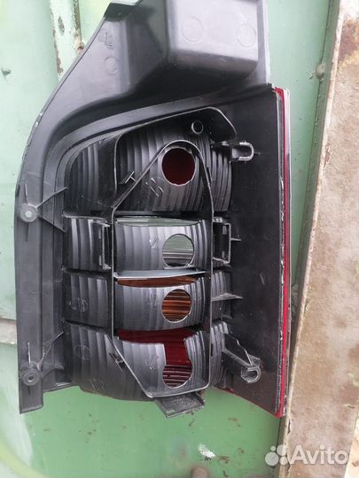 Задний фонарь volkswagen T5
