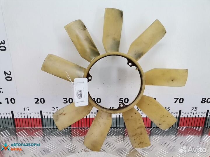 Крыльчатка вентилятора (лопасти) Mercedes-Benz