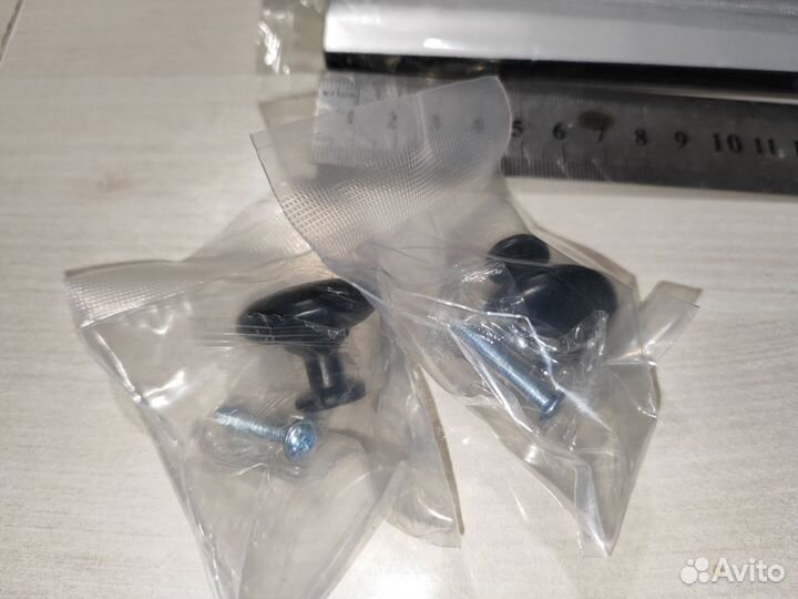 Ручка для мебели кнопка