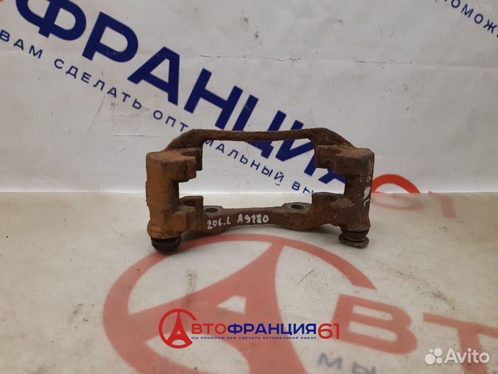 Скоба суппорта переднего, 440472 peugeot 206, 3036