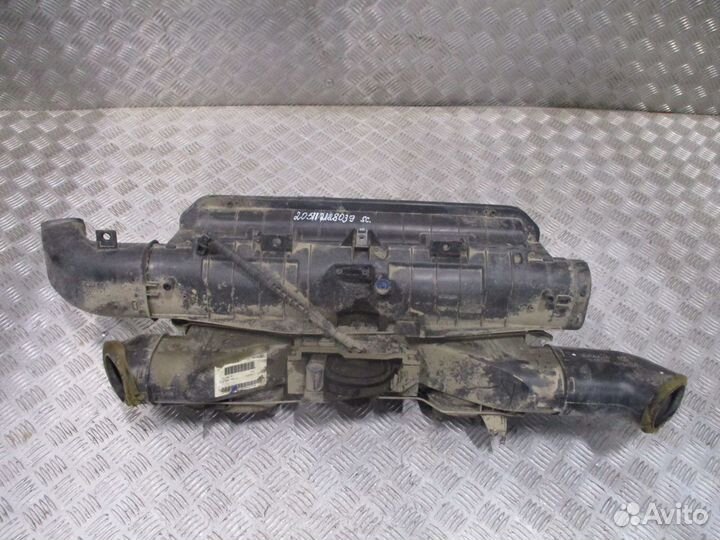 Корпус воздушной заслонки Scania 1724328