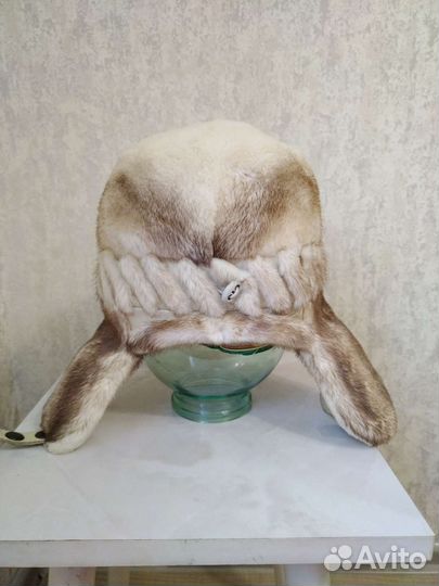 Шапка норковая бежевая женская