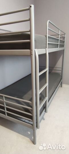 Детская двухъярусная кровать IKEA