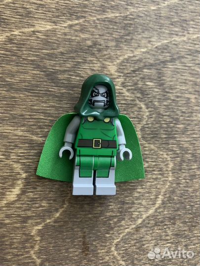 Lego marvel Dr. Doom