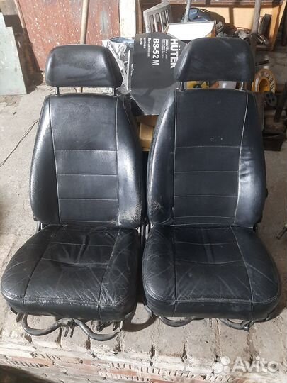 Кожаный сиденья волга