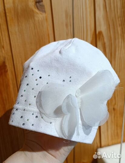 Шапки для девочки,цена за все